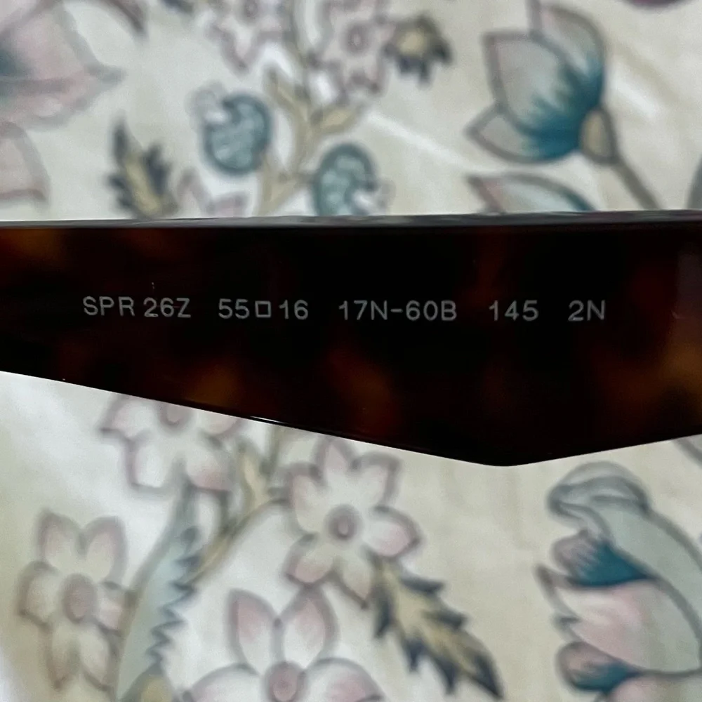 Prada Tortoiseshell Cat Eye Sunglasses - Brown Tints